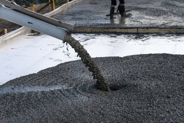 Best Concrete Crack Repair  in East Grand Rapids, MI